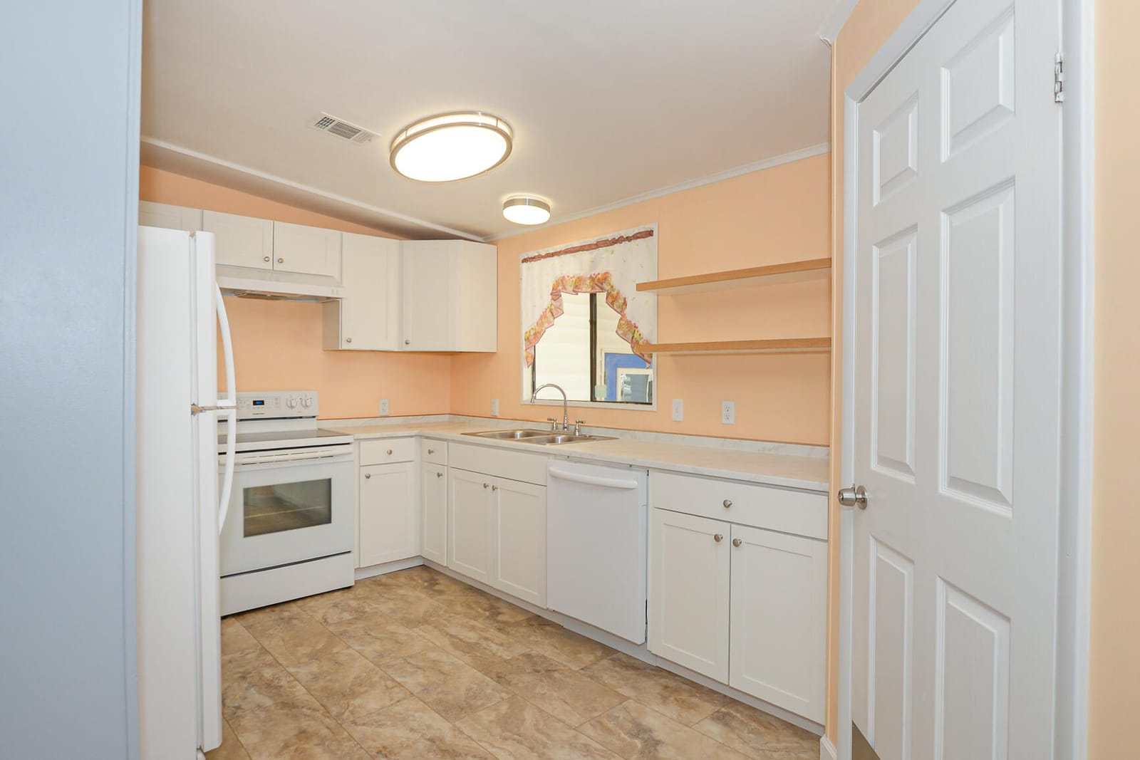 522 Hemingway Terrace, Fort Pierce, FL 34982 photo 12
