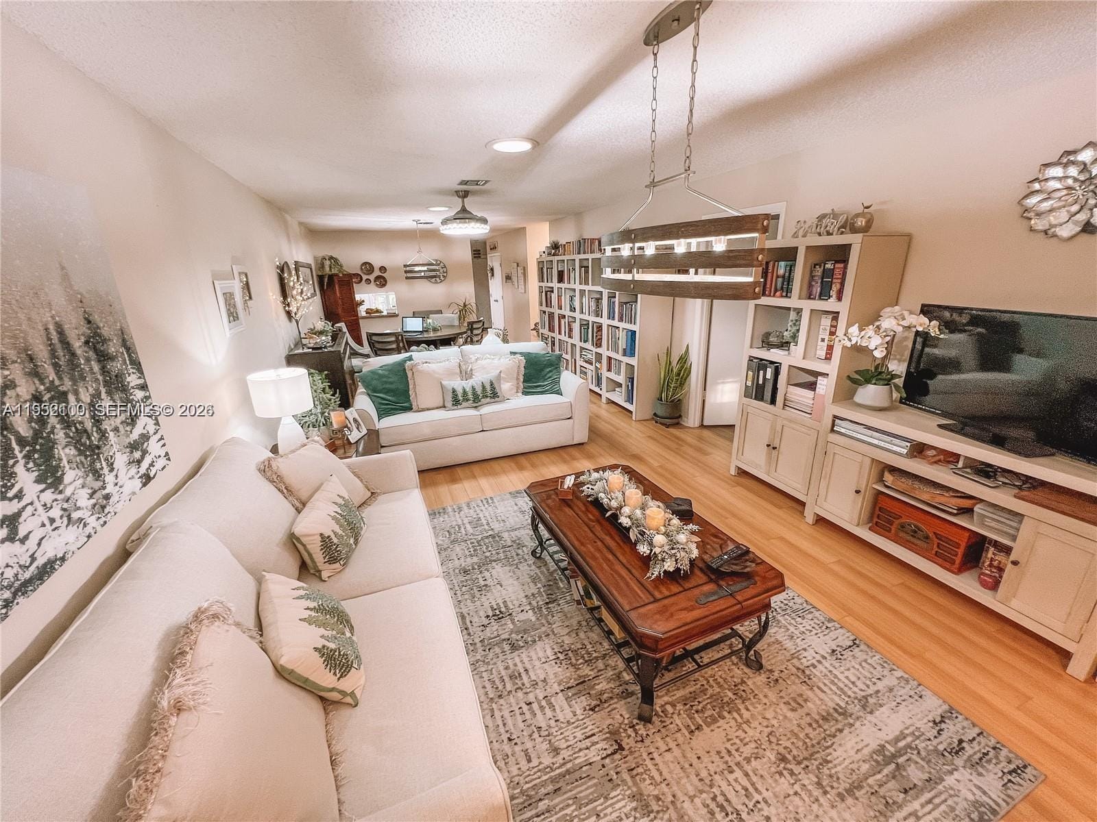 319 Colony Lane B — photo 3