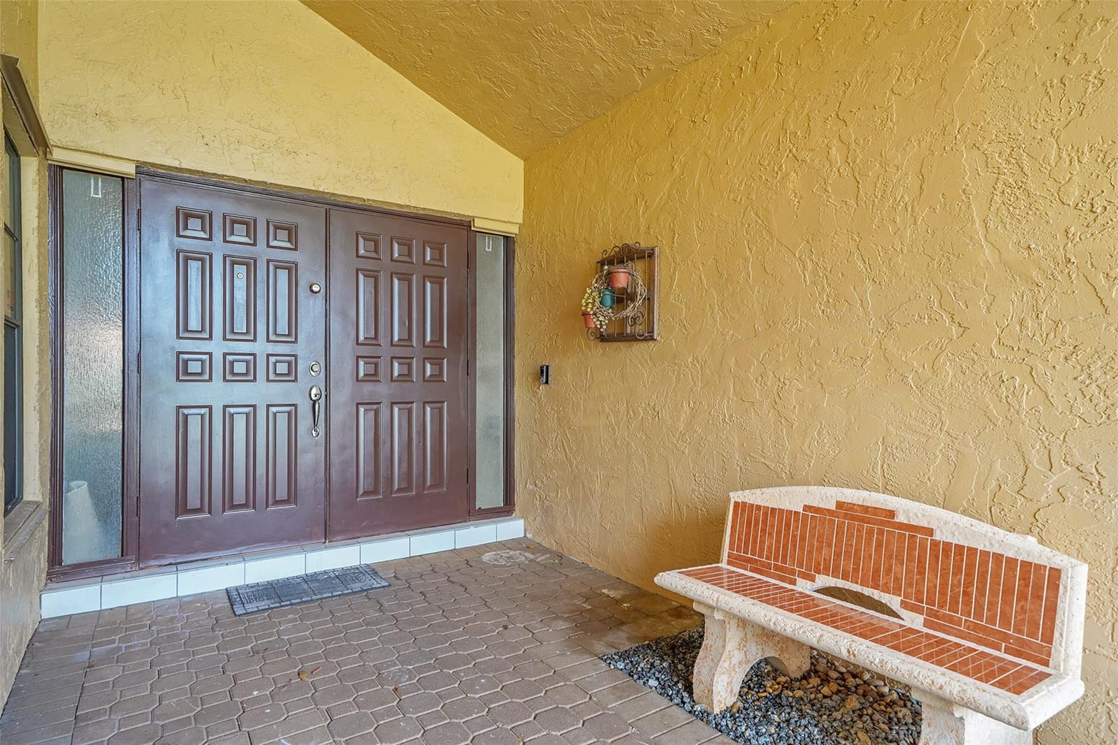 1581 NW 100th Way — photo 8