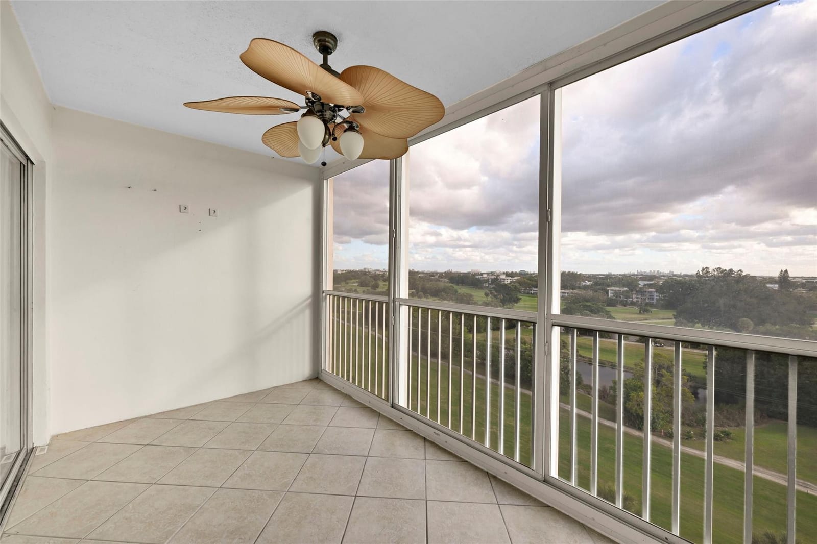 3050 N Palm Aire Drive 909, Pompano Beach, FL 33069 photo 17