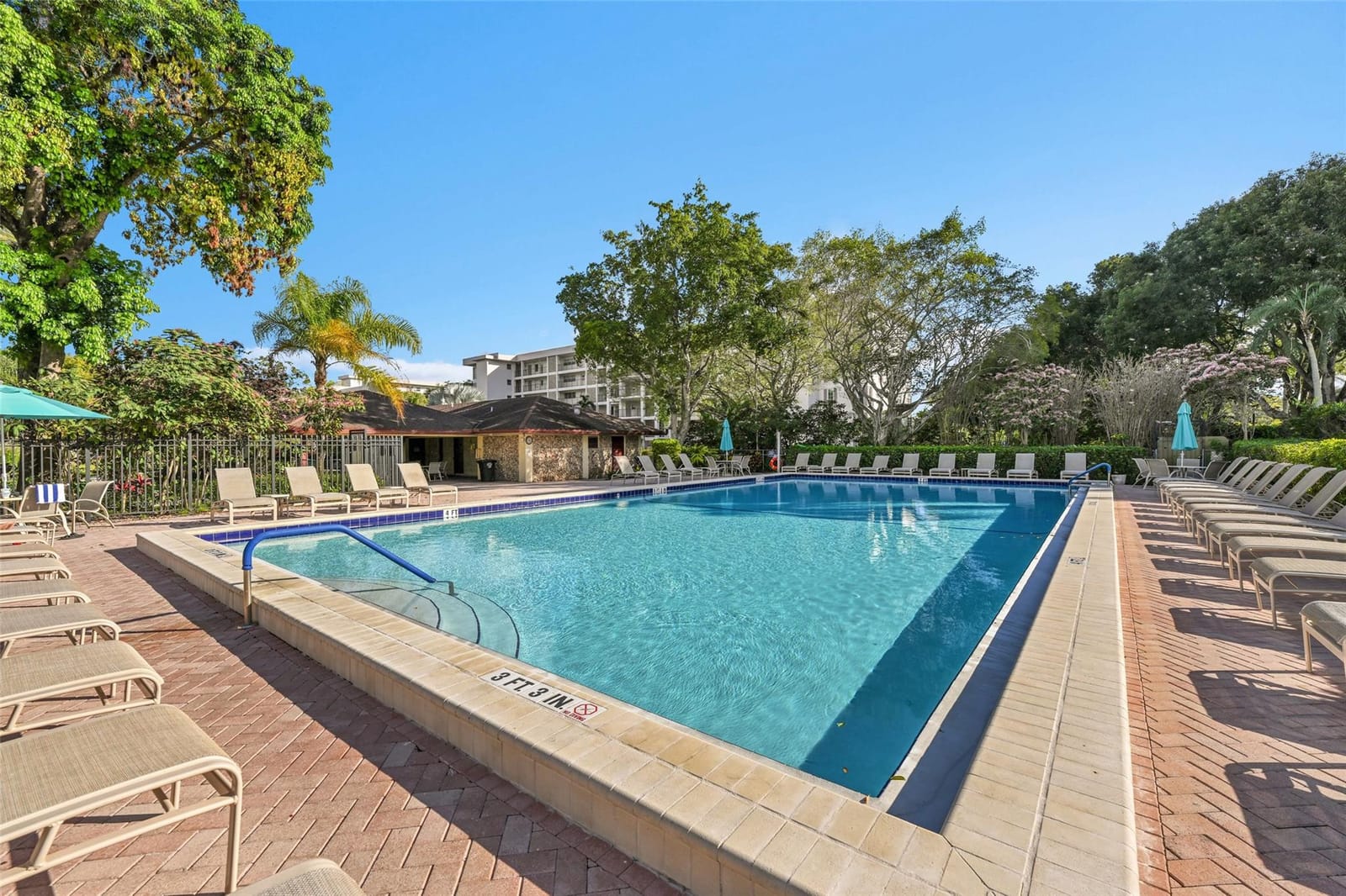 3050 N Palm Aire Drive 909, Pompano Beach, FL 33069 photo 21