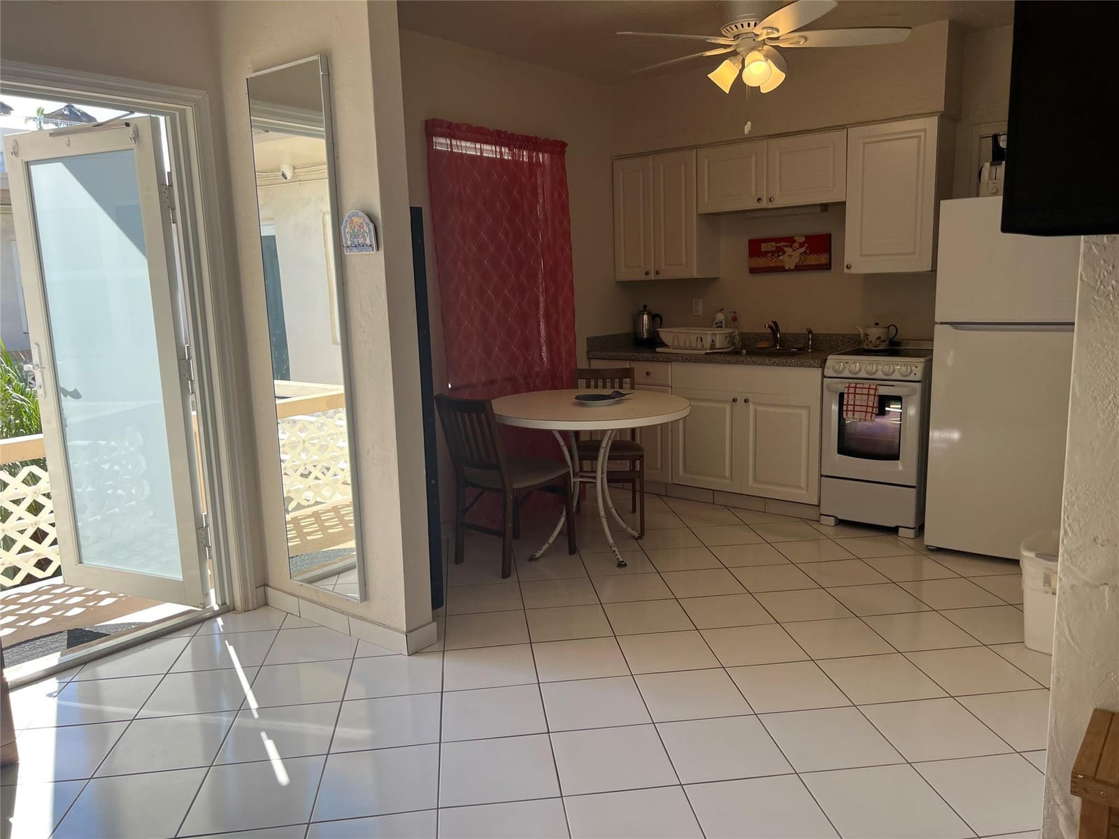 1315 N Ocean Drive 205 — photo 5