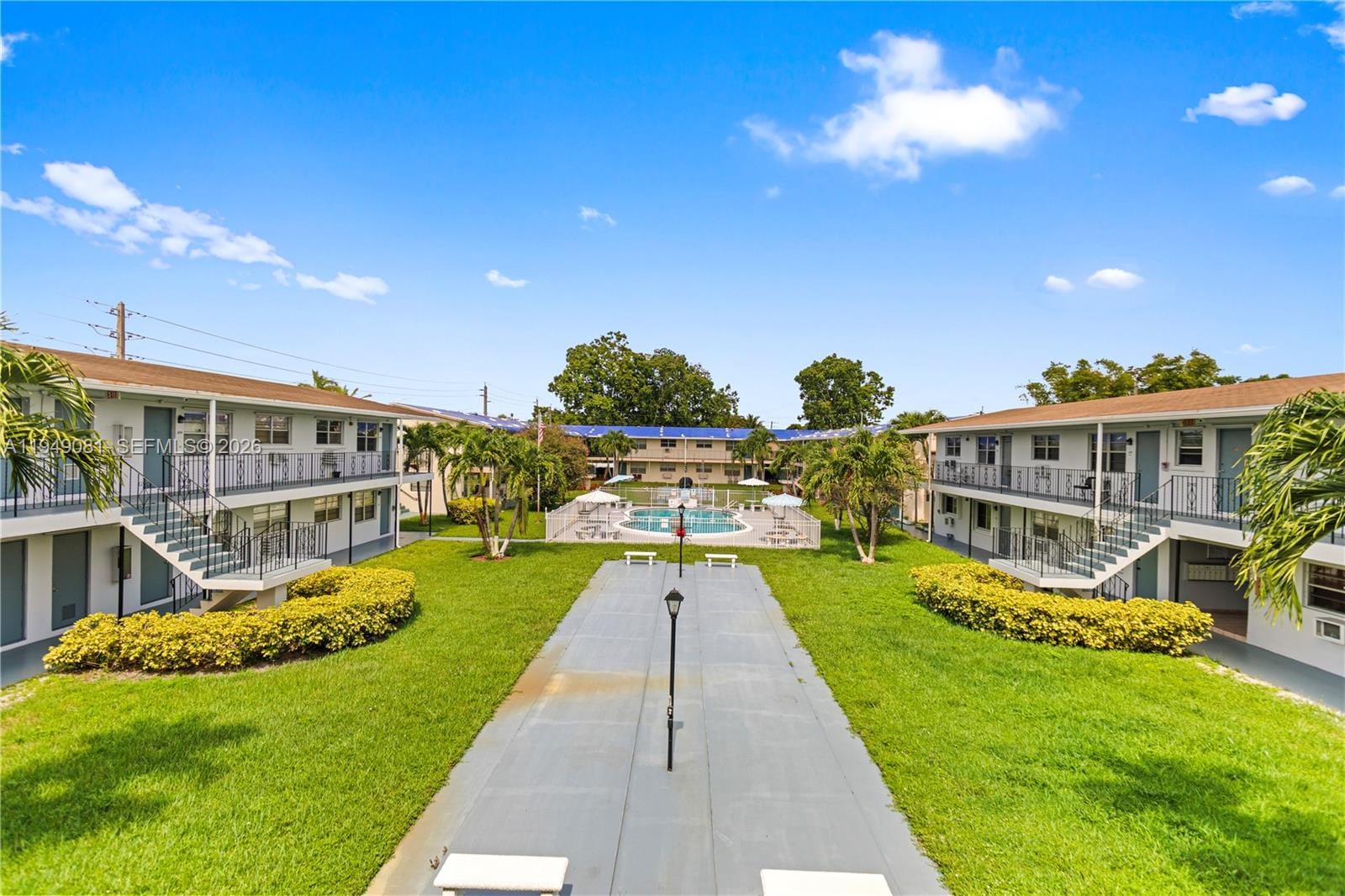 7401 Pines Boulevard 222, Pembroke Pines, FL 33024 photo 23