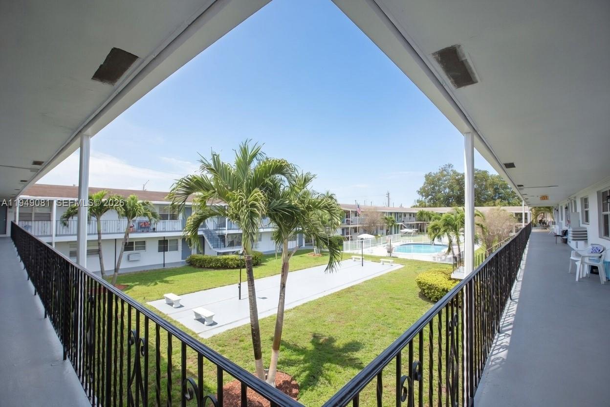 7401 Pines Boulevard 222, Pembroke Pines, FL 33024, Pembroke Pines