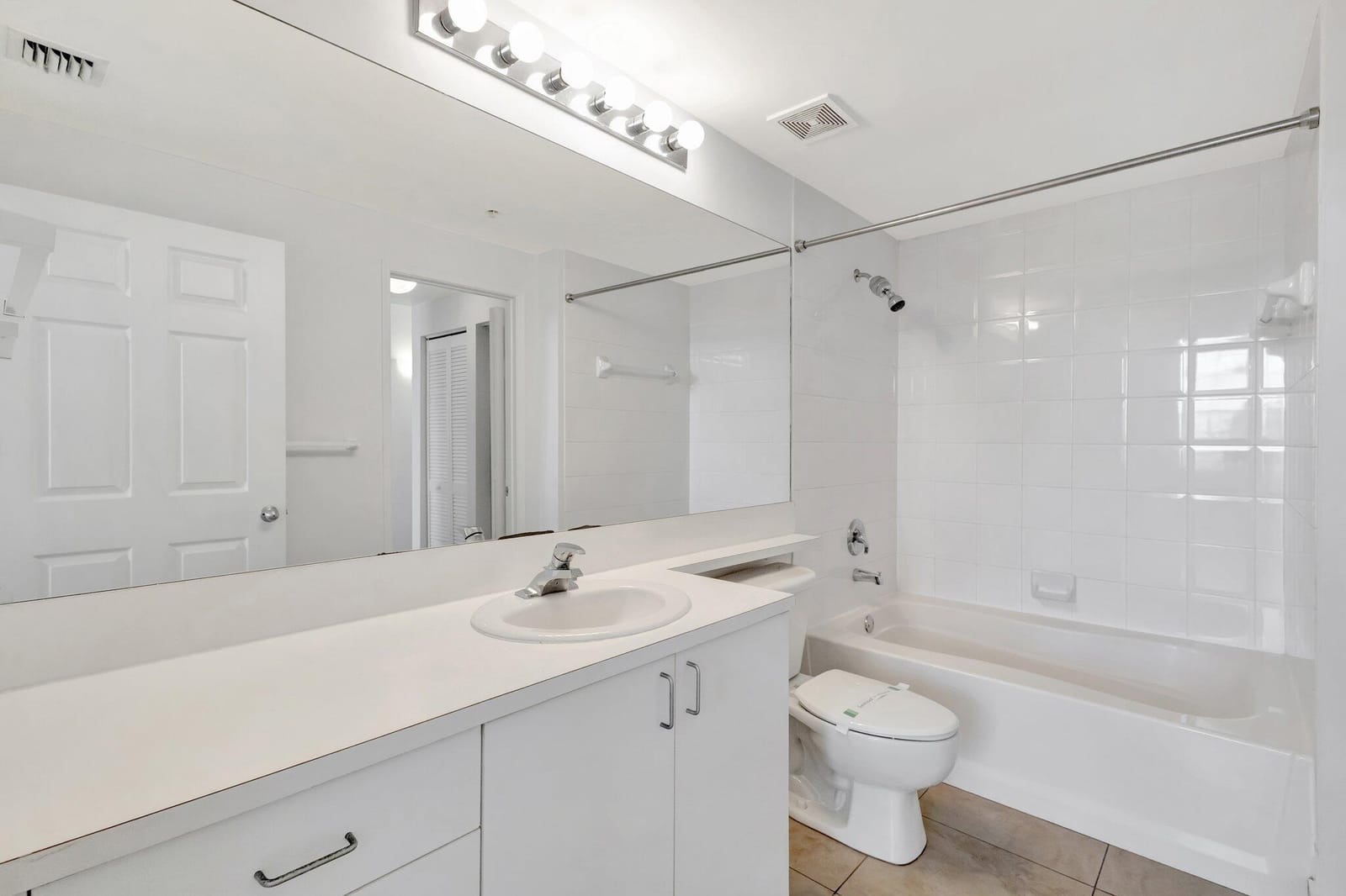 720 S Sapodilla Avenue 303, West Palm Beach, FL 33401 photo 15