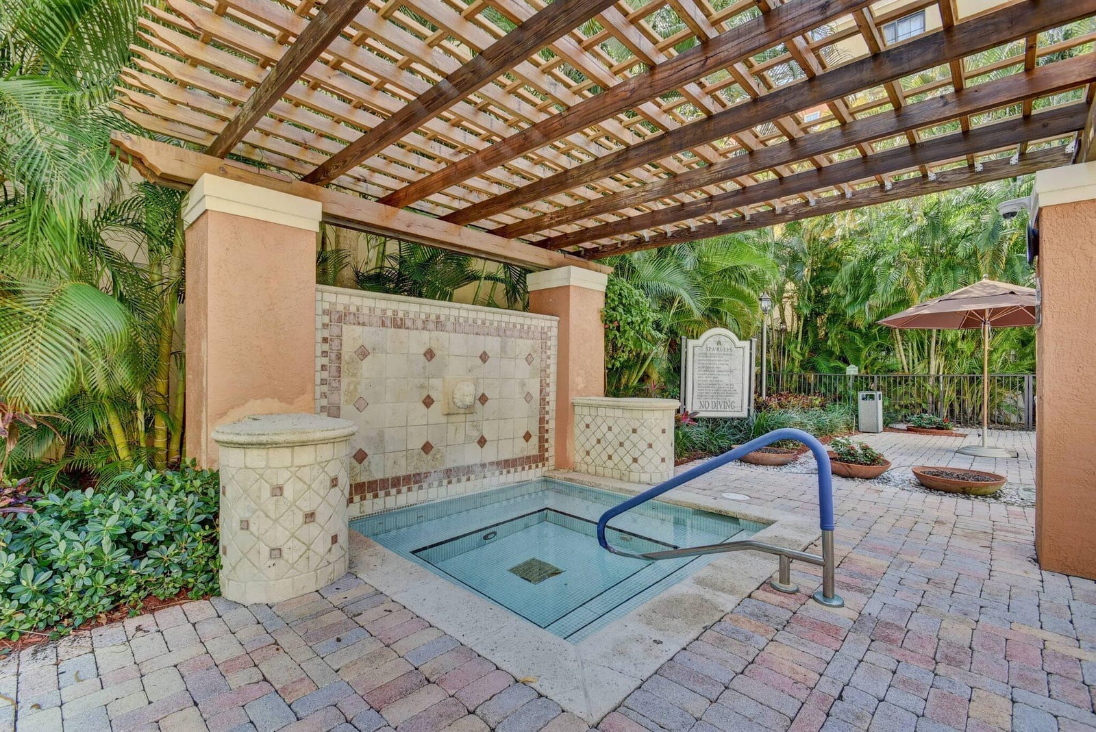 720 S Sapodilla Avenue 303, West Palm Beach, FL 33401 photo 24