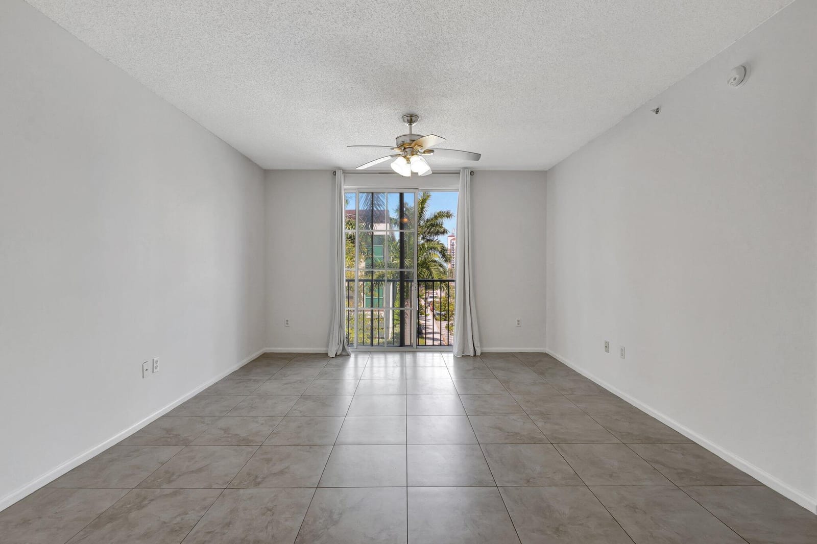 720 S Sapodilla Avenue 303, West Palm Beach, FL 33401 photo 10