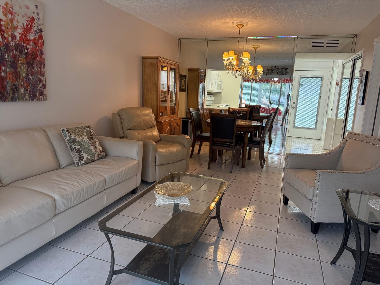 2901 NW 46th Avenue 106 — photo 4