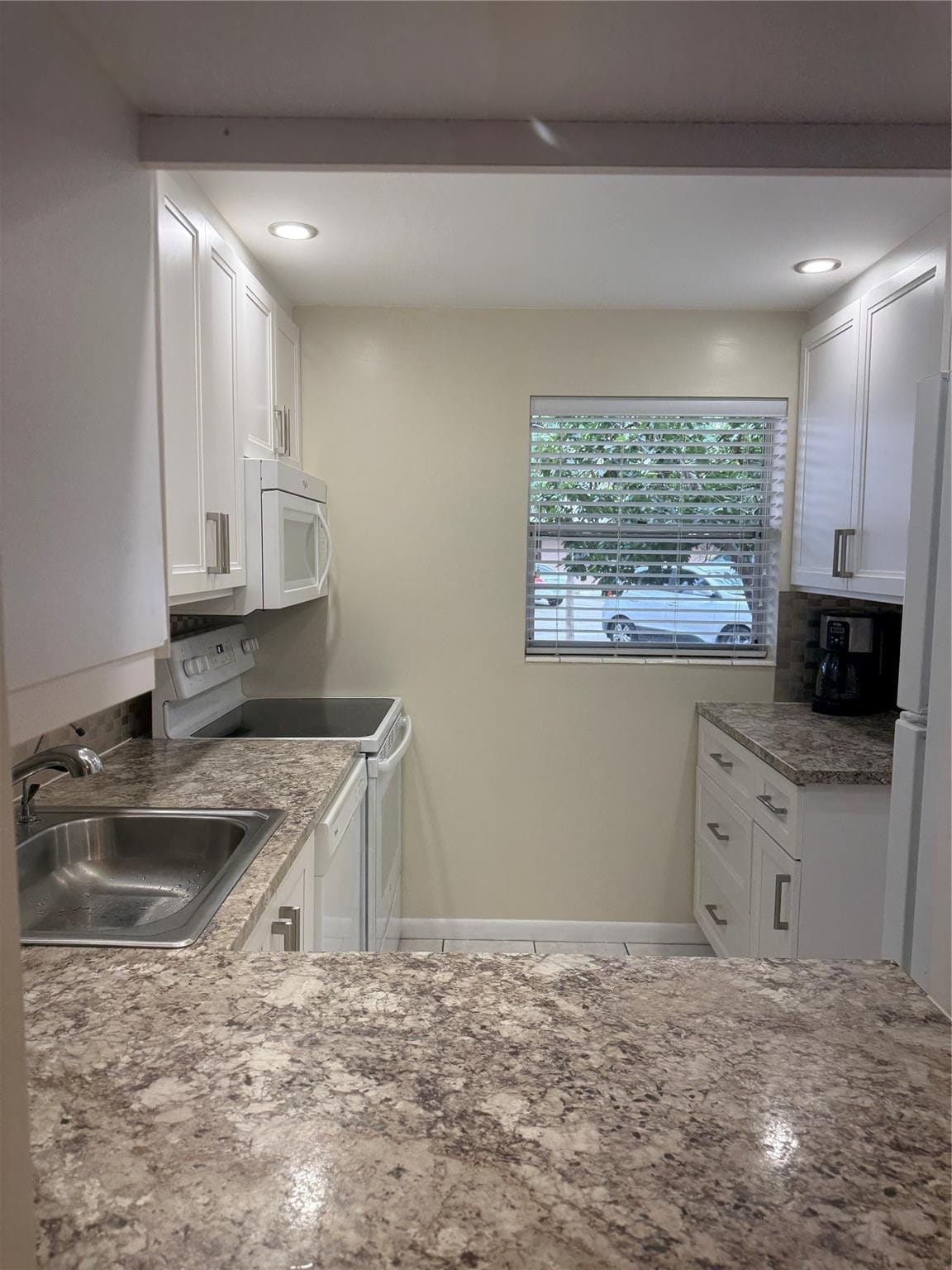 2901 NW 46th Avenue 106 — photo 8