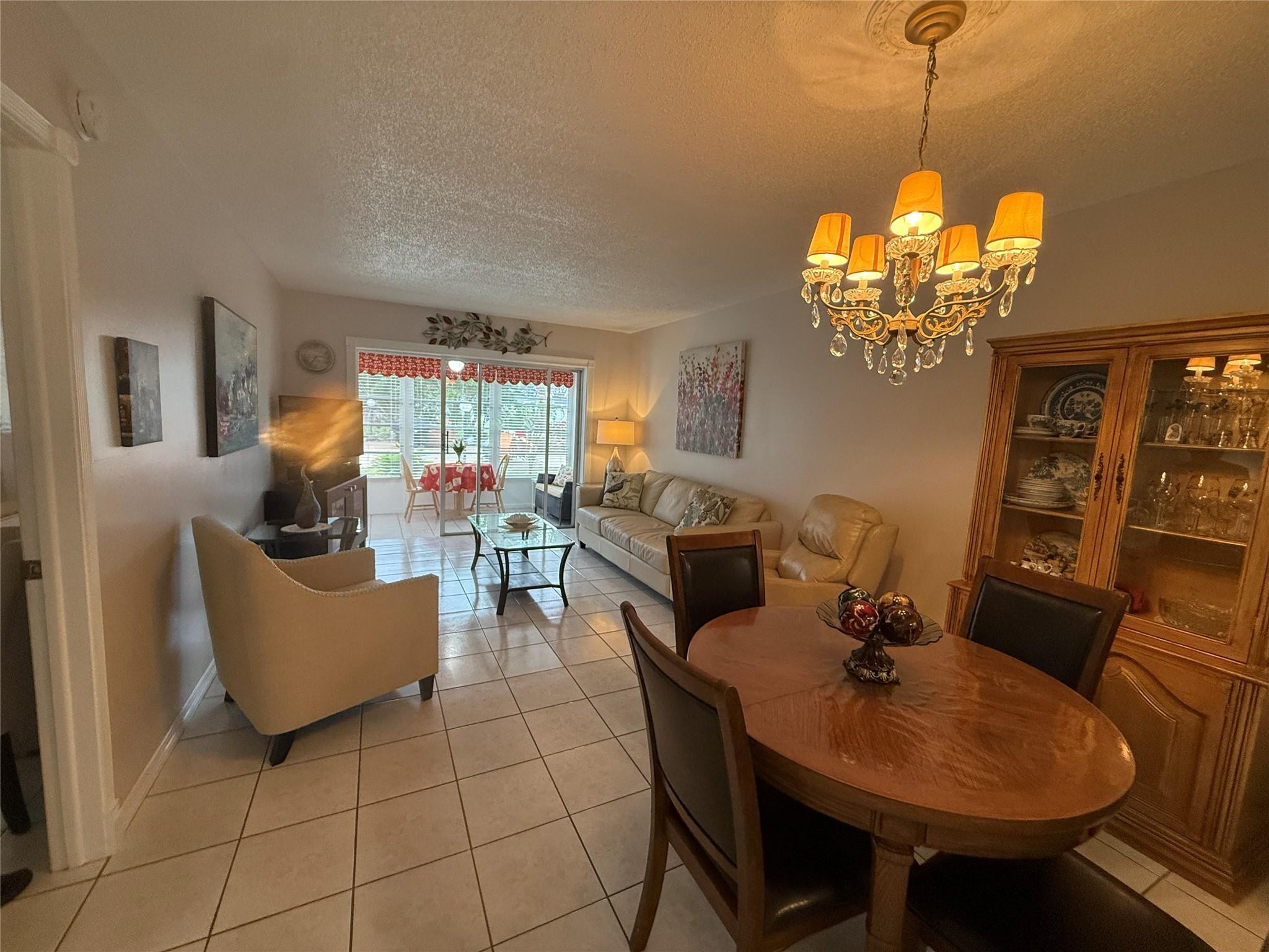 2901 NW 46th Avenue 106, Lauderdale Lakes, FL 33313, Lauderdale Lakes