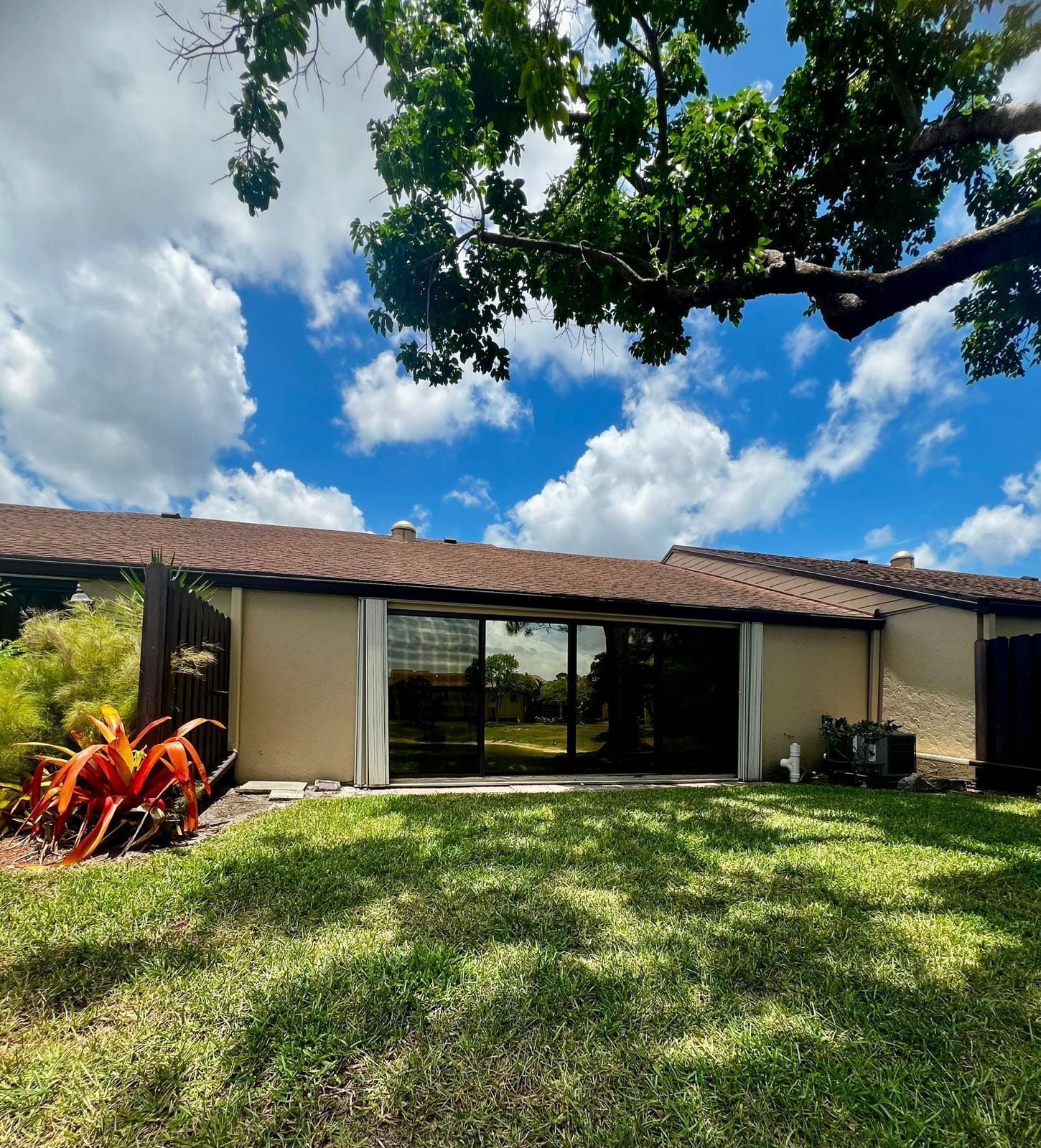 615 Sea Pine Way E, Greenacres, FL 33415 photo 9