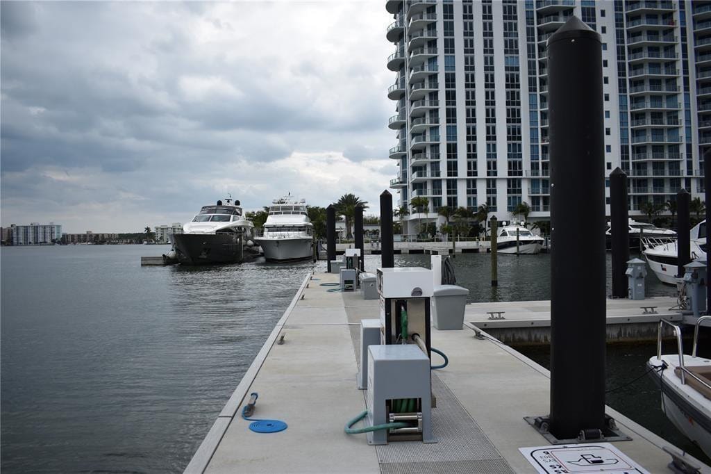 17211 Biscayne Slip #93 Boulevard — photo 8