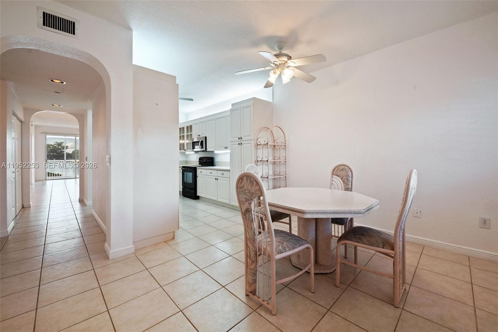 7739 Southampton Terrace 202 — photo 3
