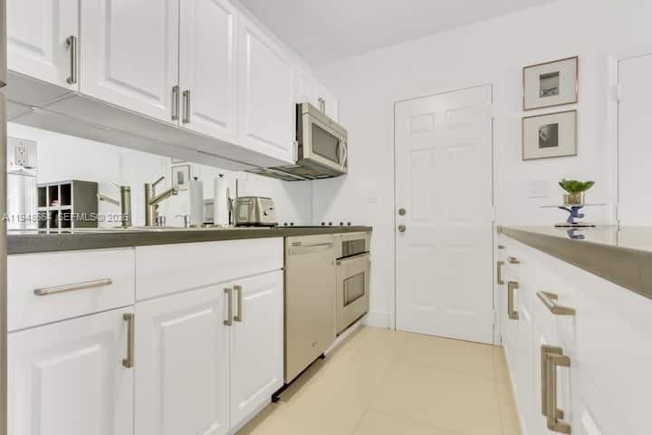 290 Sunrise 206 206 — photo 2