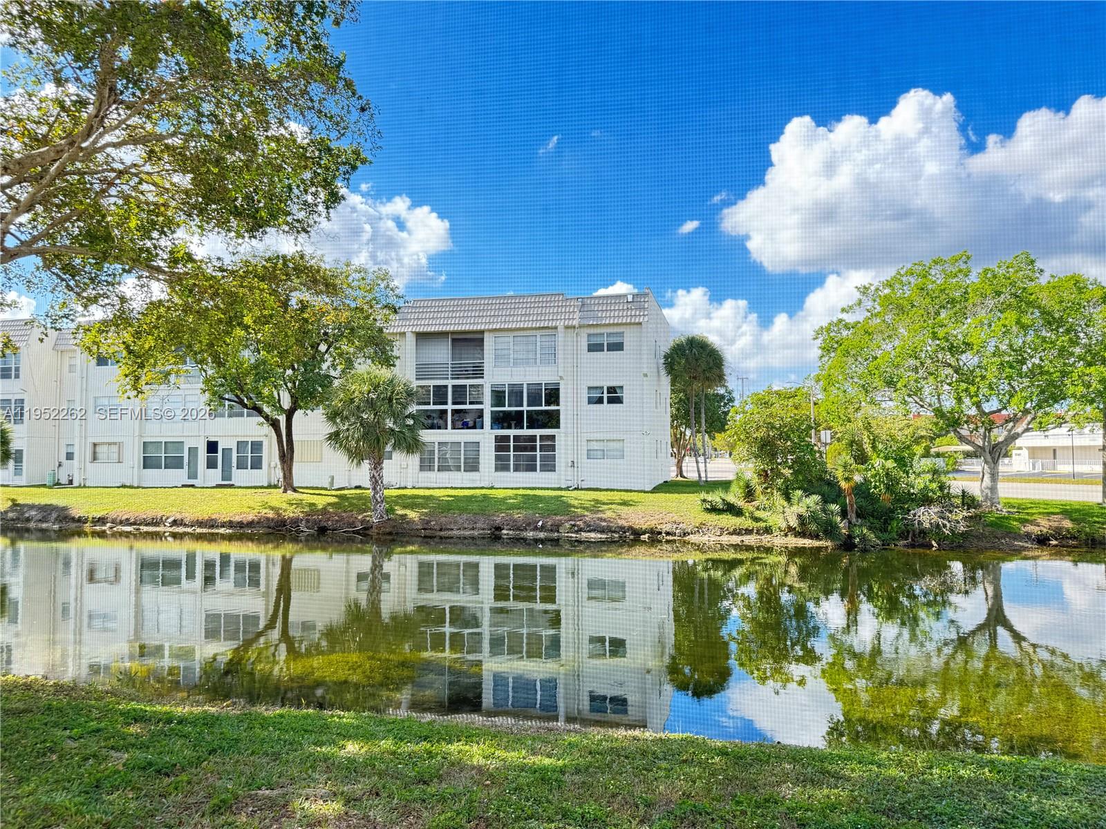 8515 Sunrise Lakes Boulevard 112, Sunrise, FL 33322, Sunrise