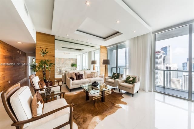 244 Biscayne Boulevard 4407, sold in Vizcayne North Condo, Miami, FL