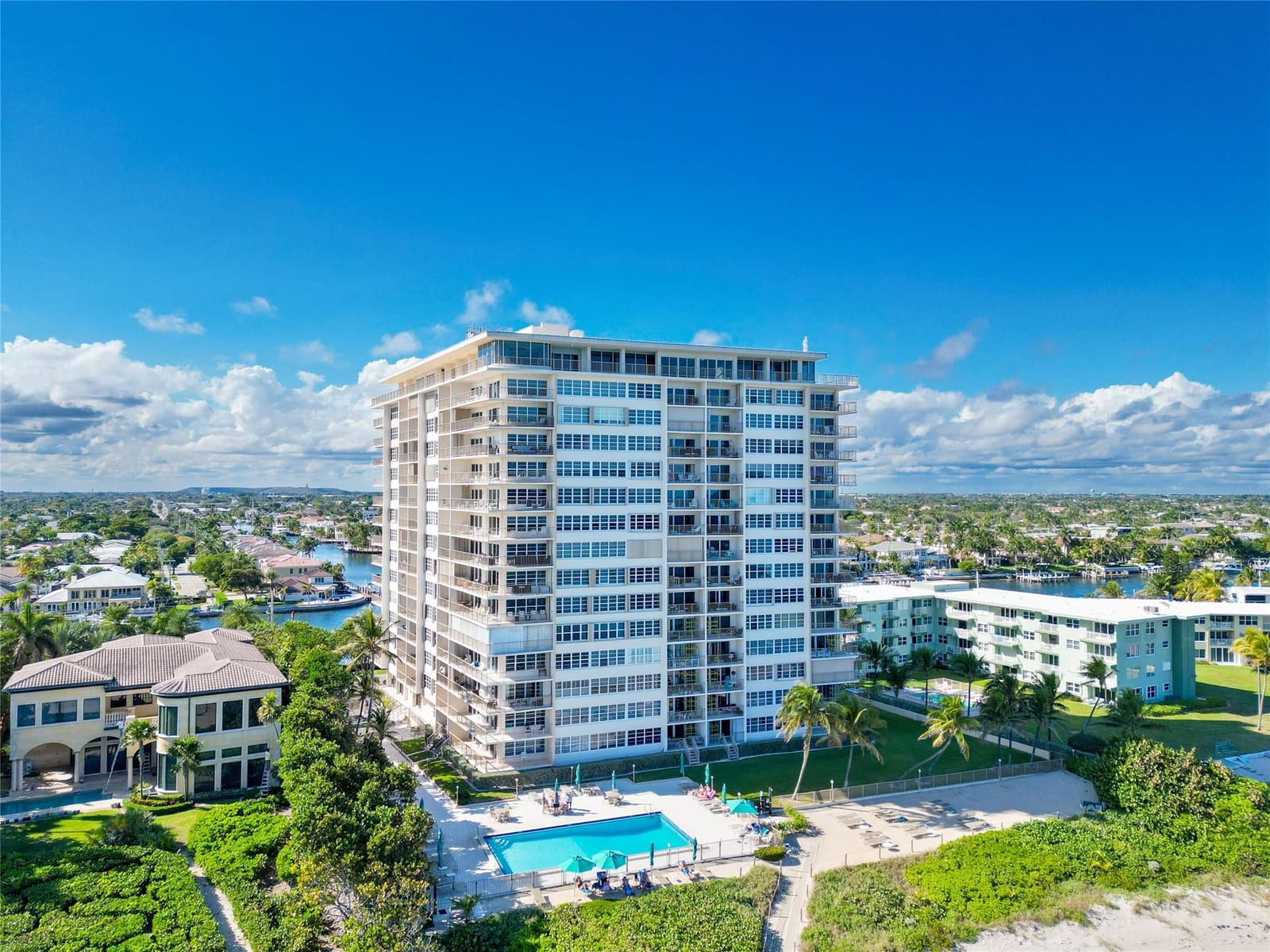 1021 Hillsboro Mile G1, Hillsboro Beach, FL 33062 photo 30