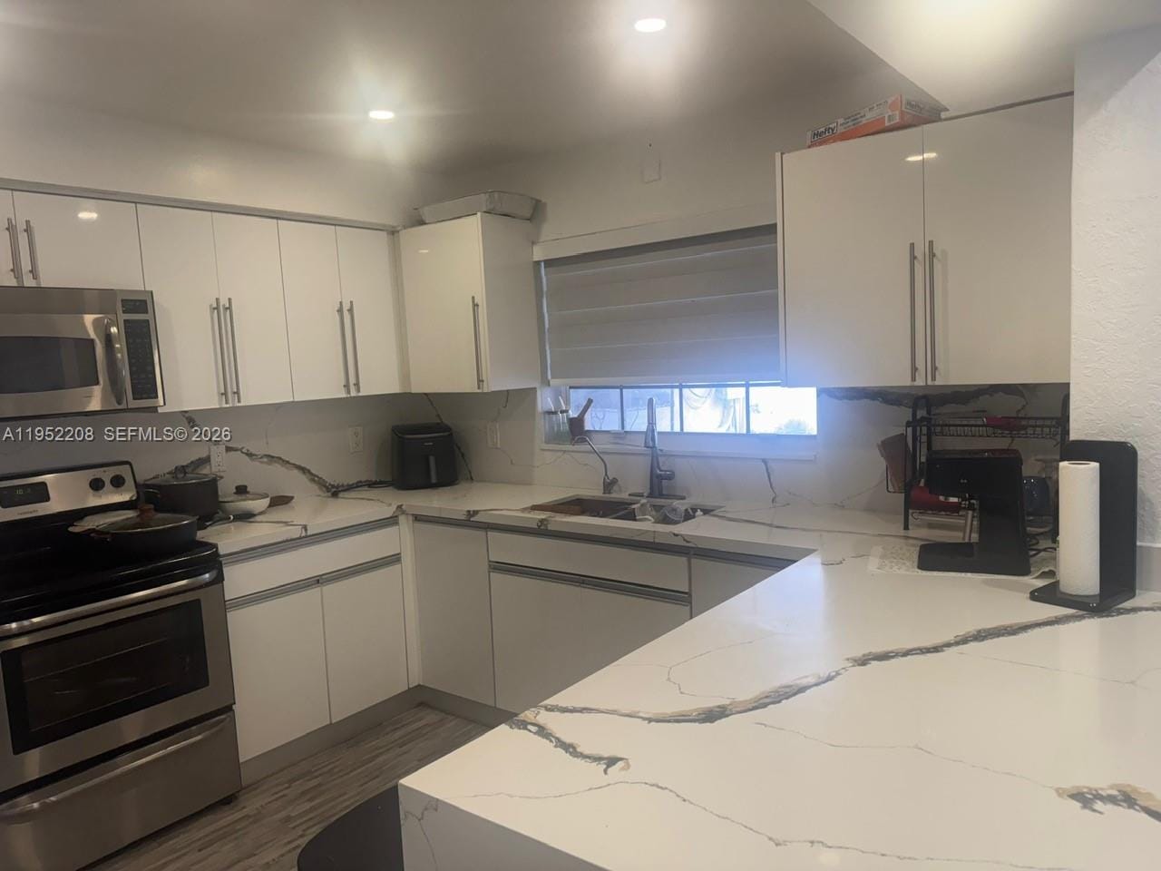 19700 NW 6th Place, Miami Gardens, FL 33169 photo 16