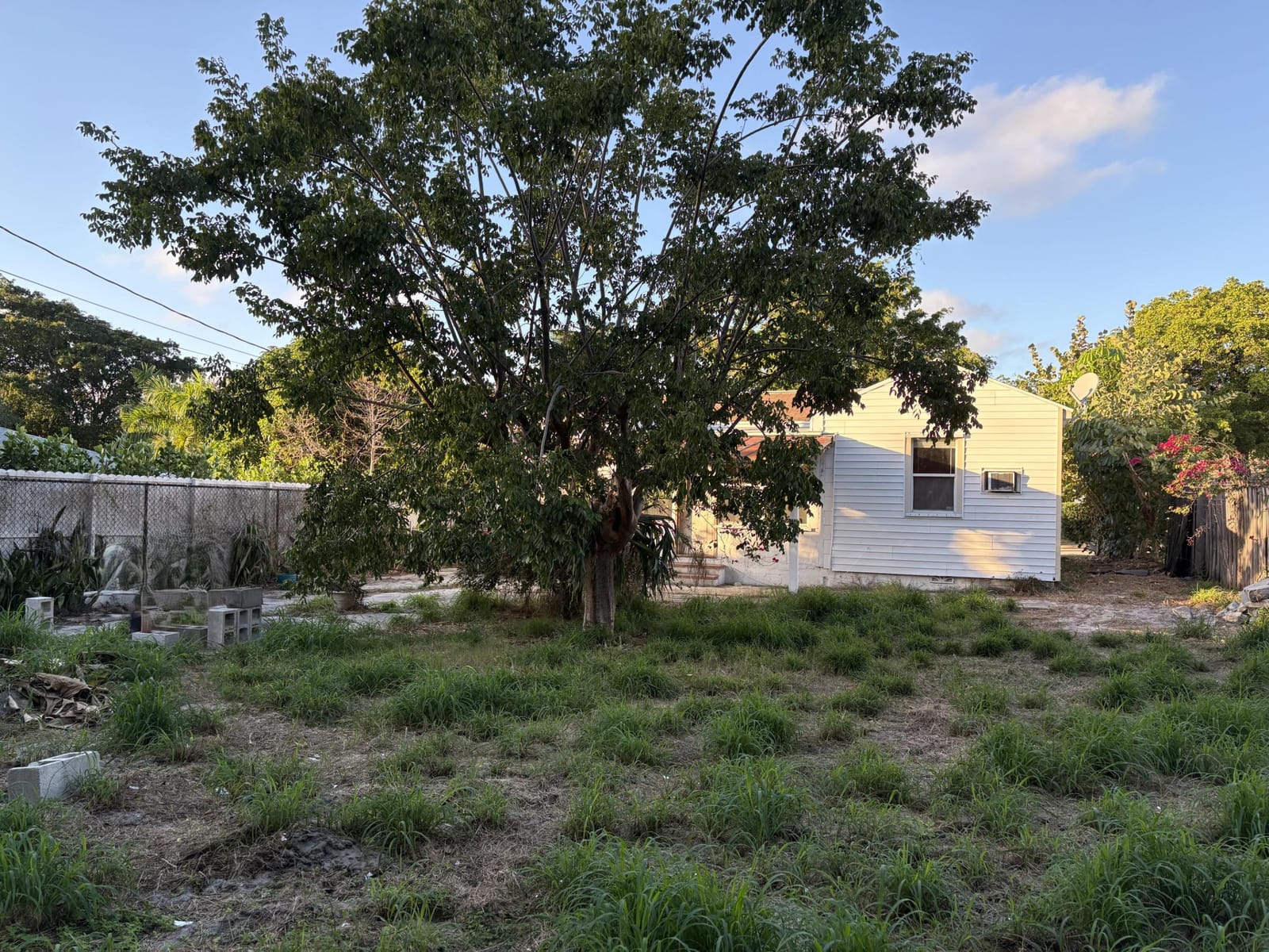 926 NW Upland Road — photo 2