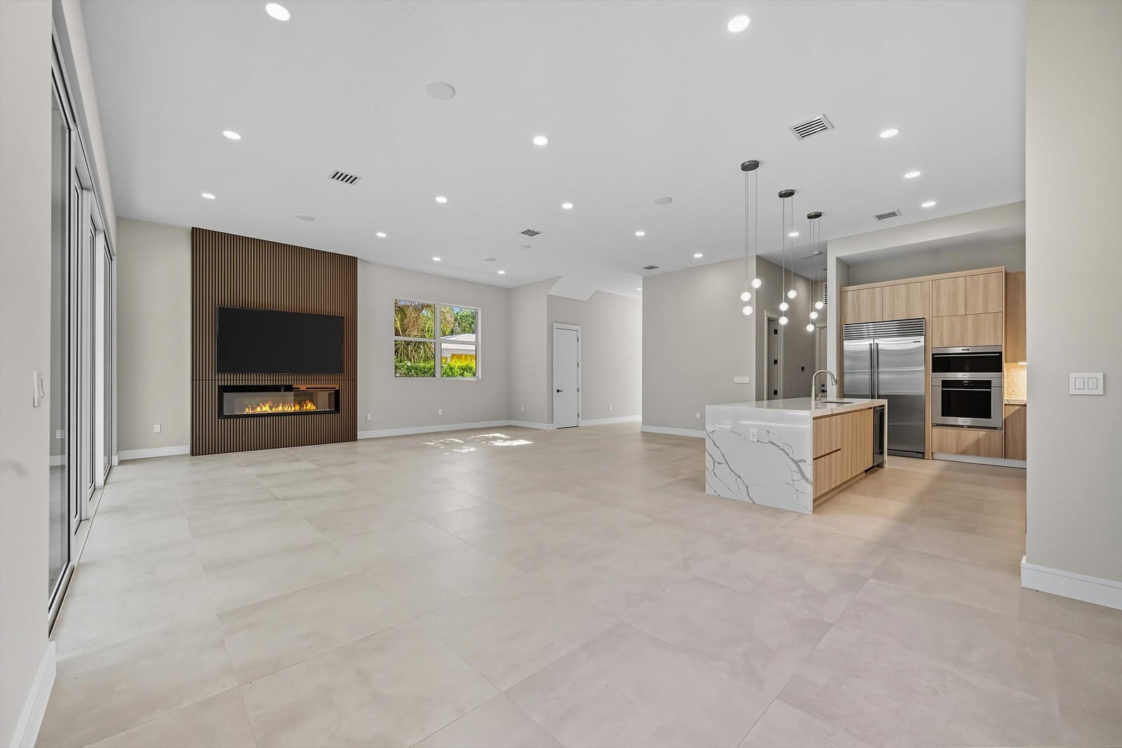 827 N Lake Avenue, Delray Beach, FL 33483 photo 10