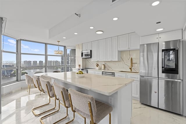 3500 Mystic Pointe Drive 2908, sold in Mystic Pointe Tower 400 C, Aventura, FL