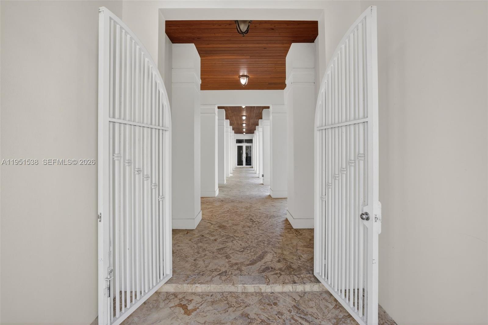 101 Holly Lane, Plantation, FL 33317 photo 15