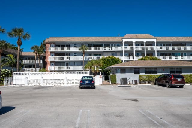 1965 SE 5th Court 104, North Hampton Court, Pompano Beach, FL