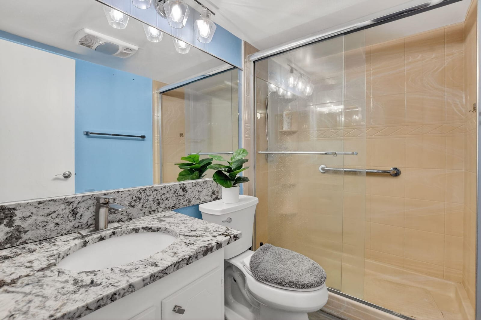 262 Ventnor R, Deerfield Beach, FL 33442 photo 15