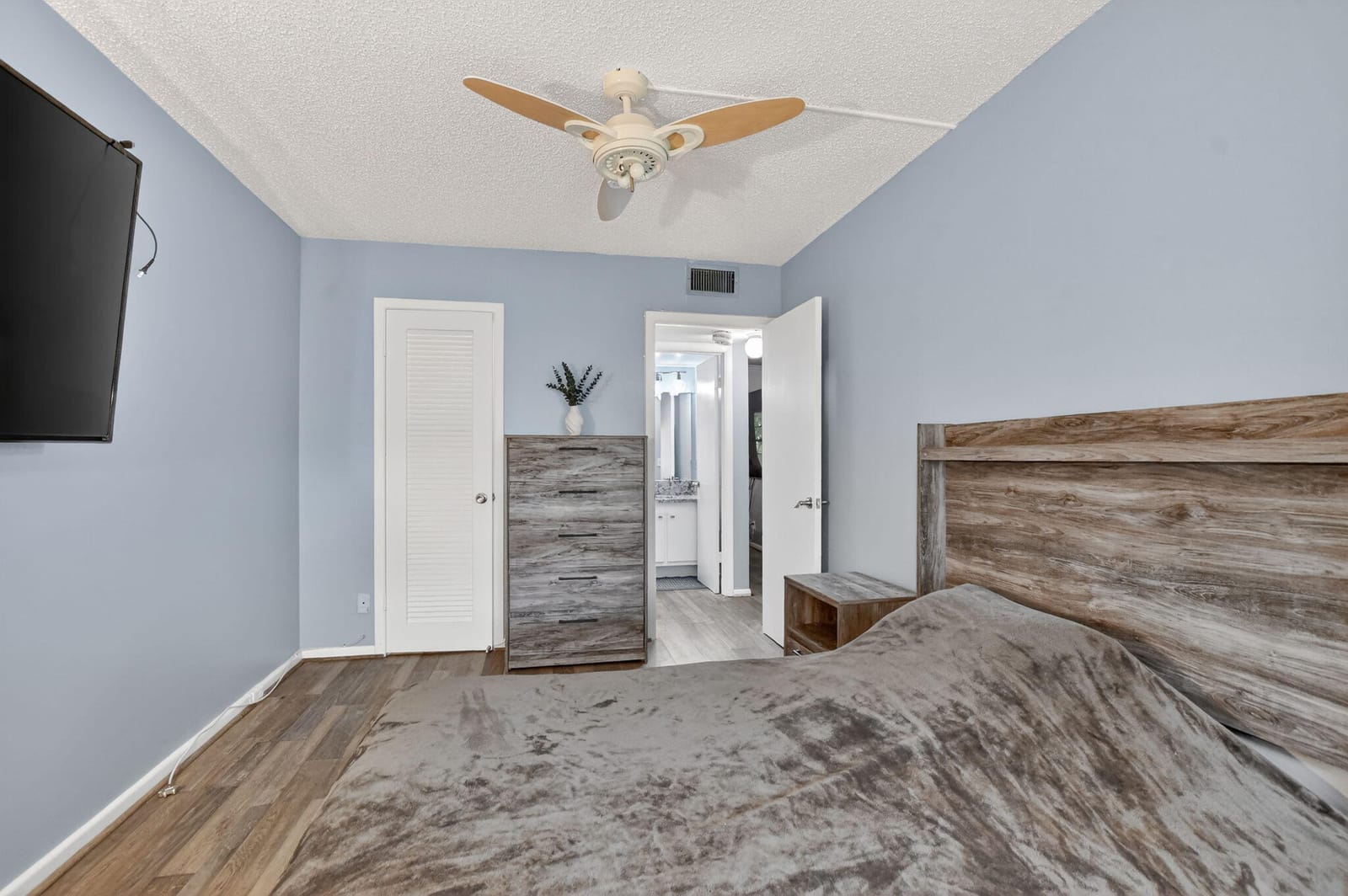 262 Ventnor R, Deerfield Beach, FL 33442 photo 17
