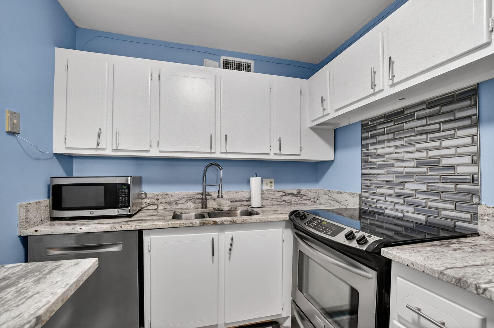 262 Ventnor R — photo 10