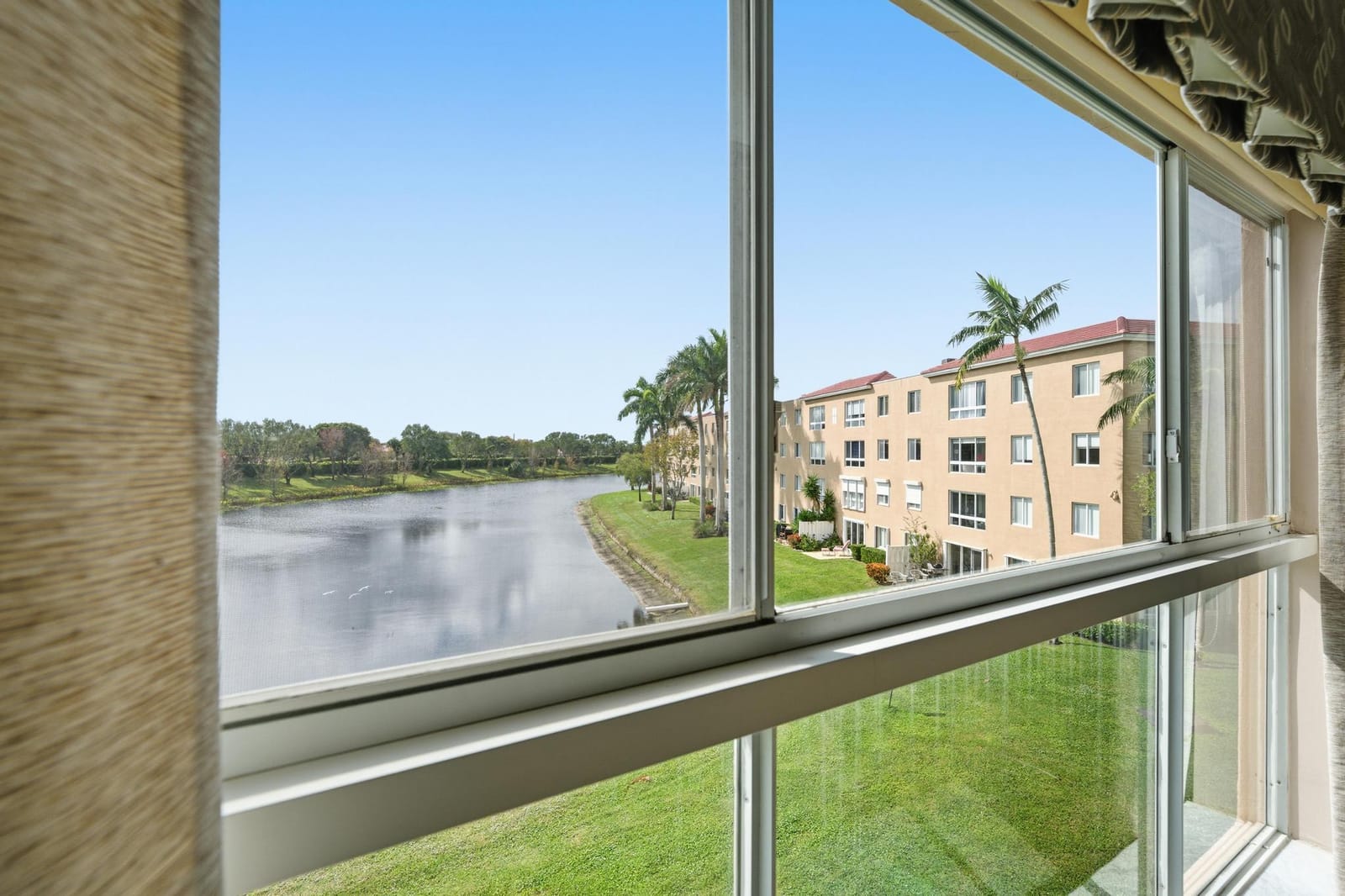 5746 Crystal Shores Drive 307, Boynton Beach, FL 33437 photo 13