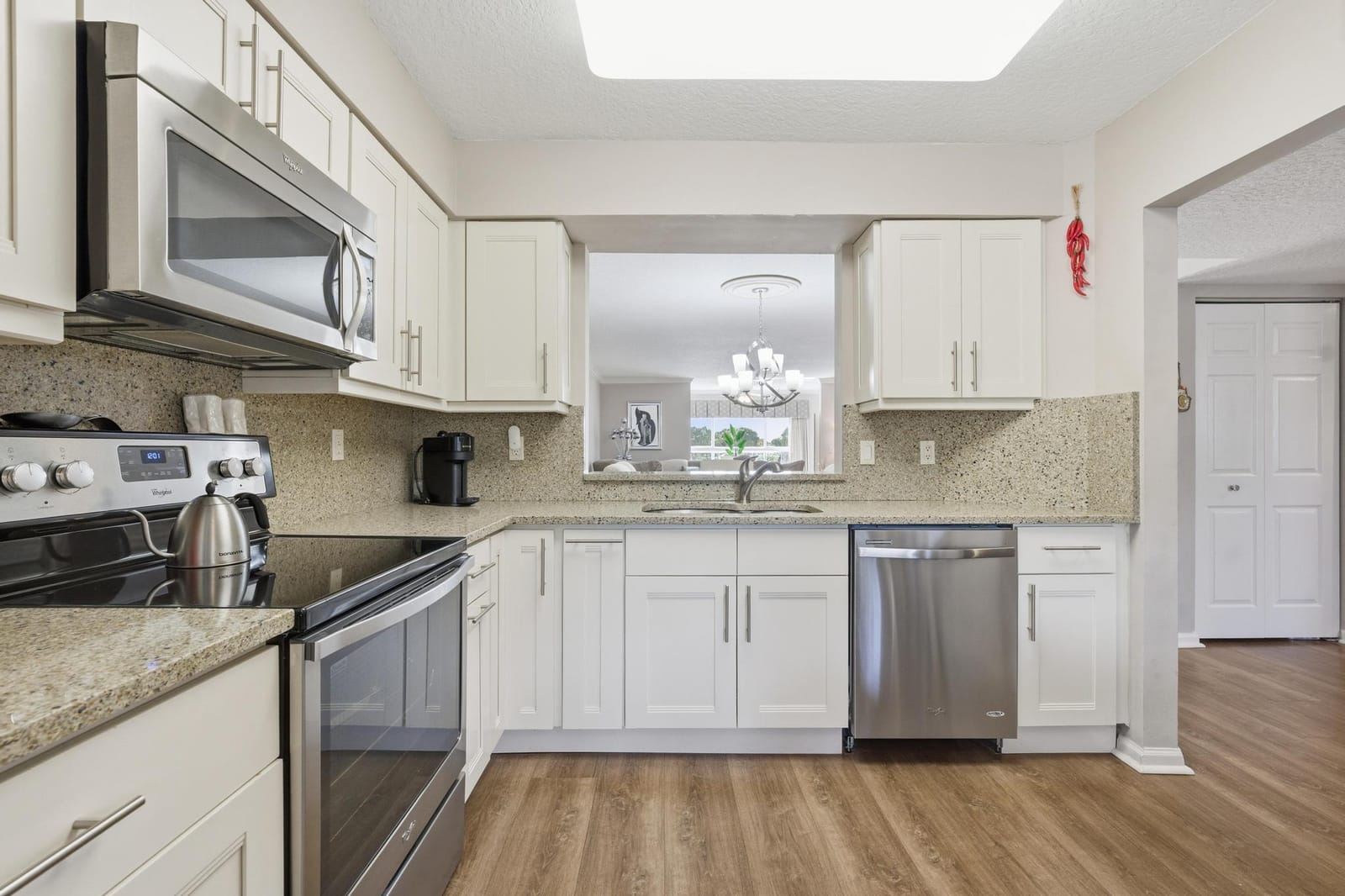 5746 Crystal Shores Drive 307 — photo 6