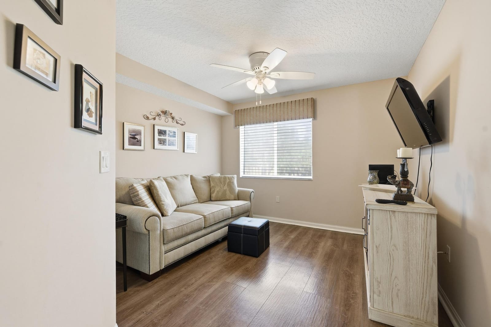 5746 Crystal Shores Drive 307 — photo 9