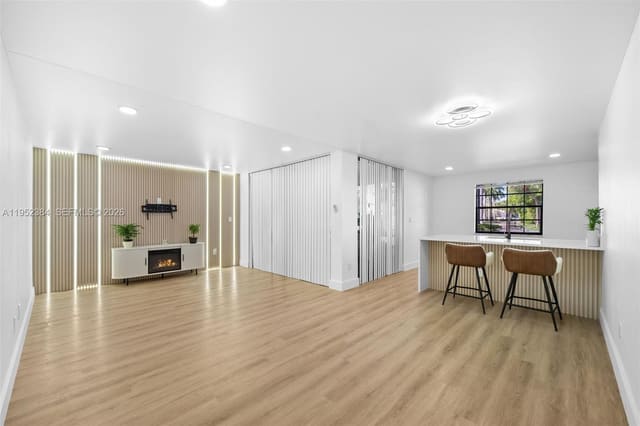 3545 Magellan Circle 3515, Aventura, FL 33180