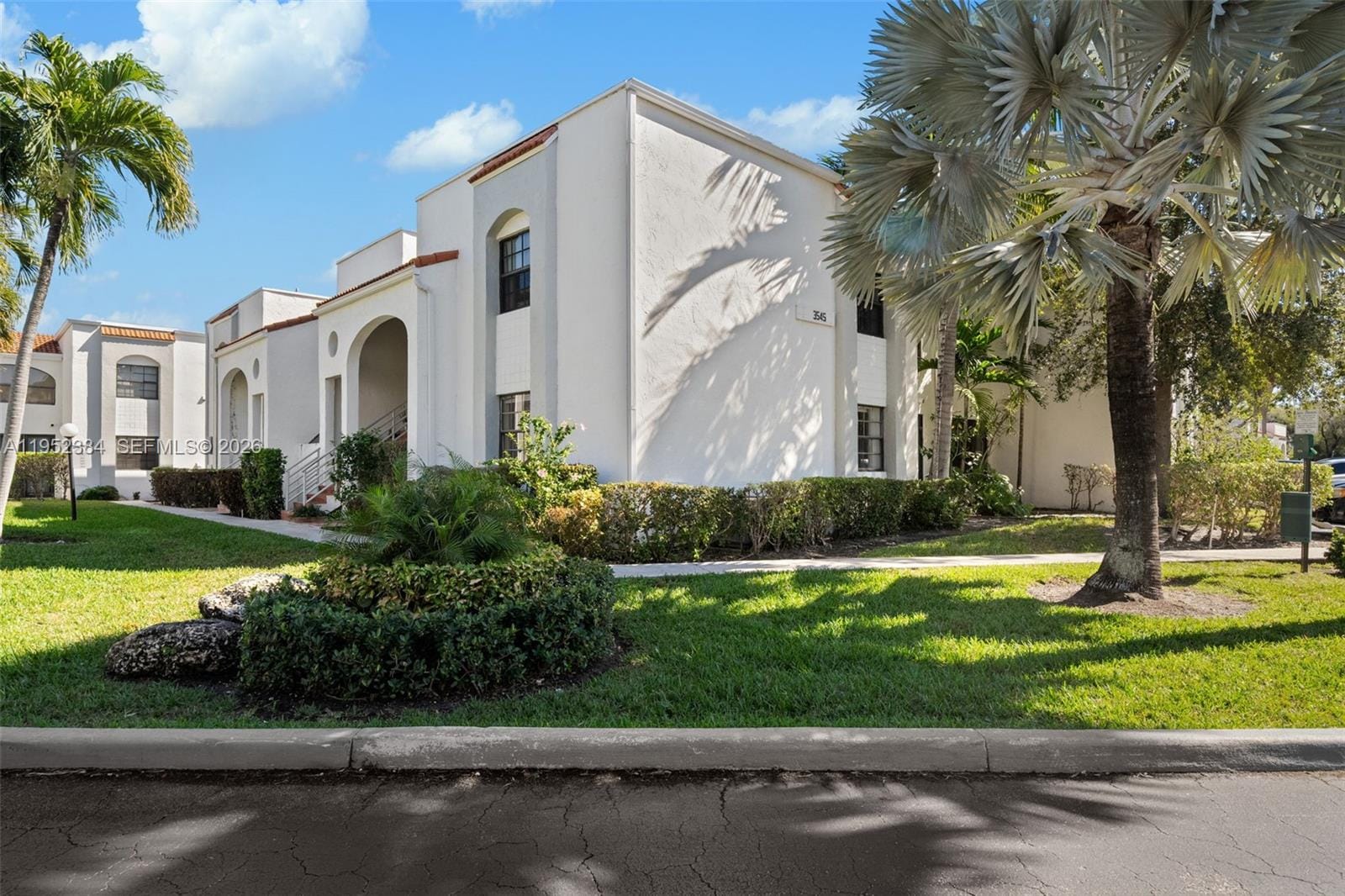 3545 Magellan Circle 3515, Aventura, FL 33180 photo 4