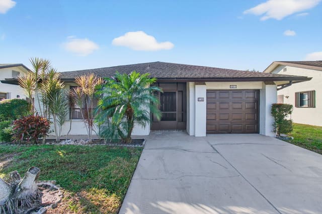 6100 Olivewood Circle, sold in Buttonwood 1, Greenacres, FL