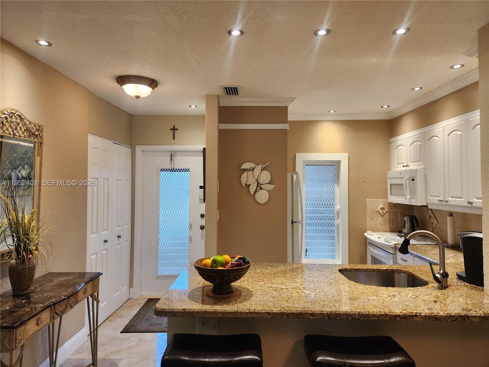 5100 NW 35th Street 101, Lauderdale Lakes, FL 33319, Lauderdale Lakes