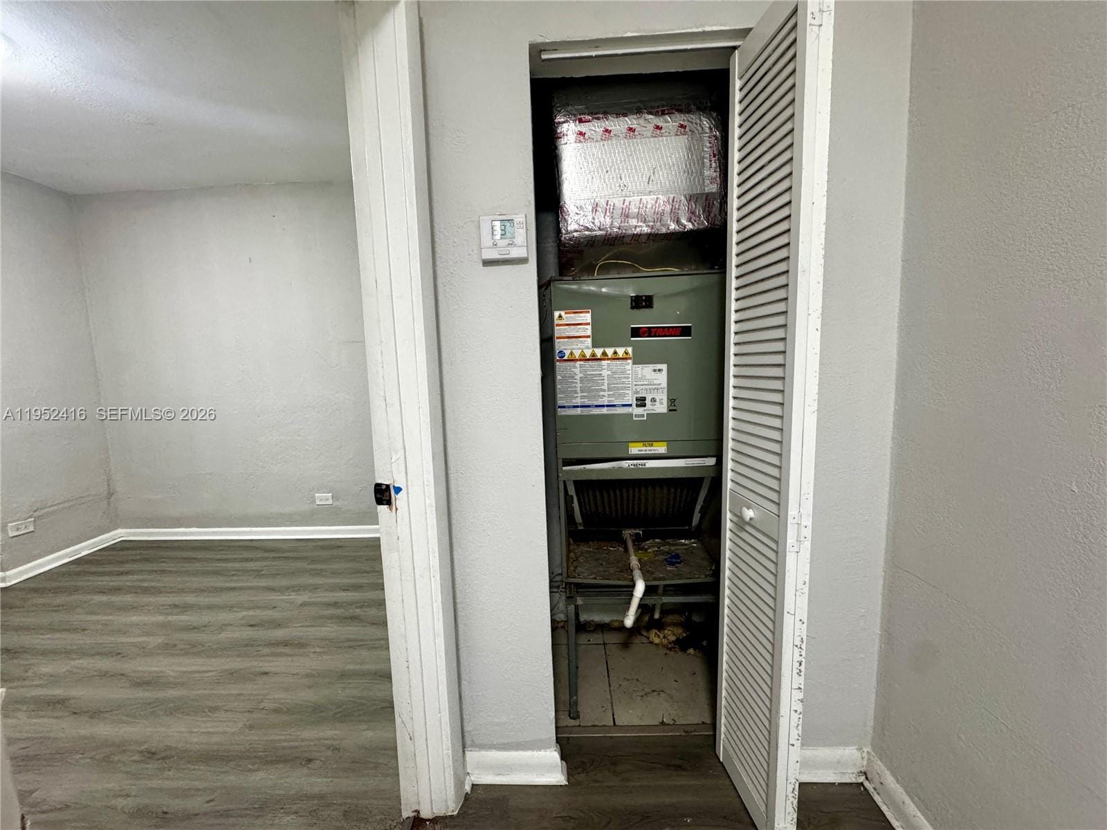 529 SW 3rd Street — photo 12