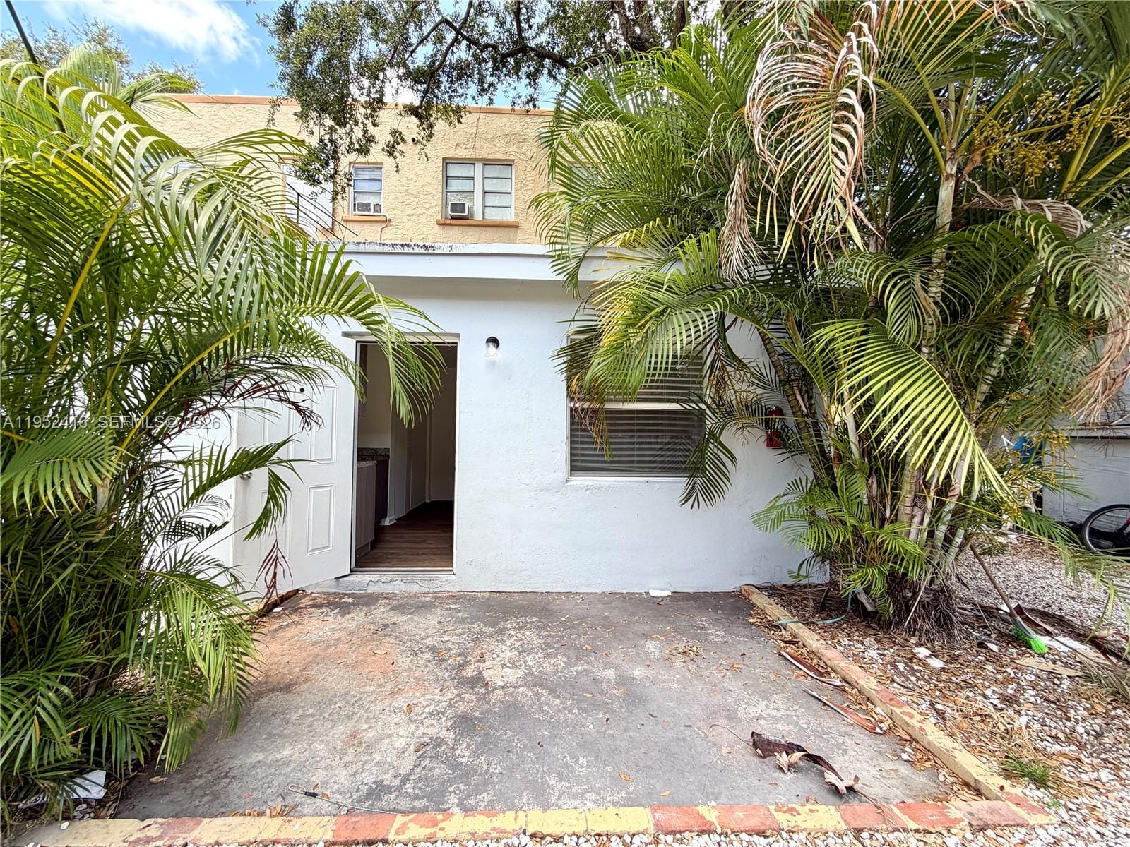 529 SW 3rd Street — photo 7