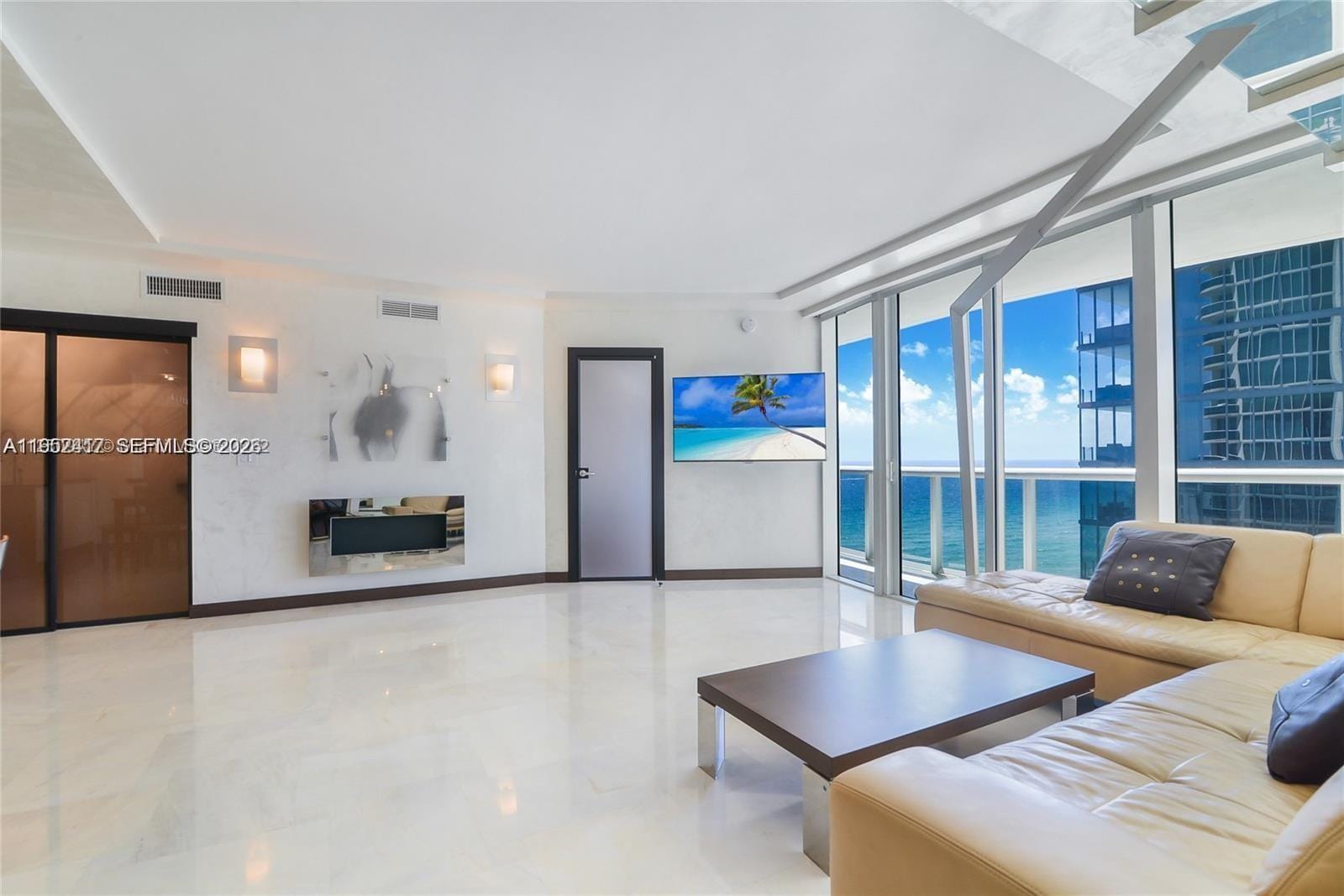 17201 Collins Ave+den 1403 — photo 6