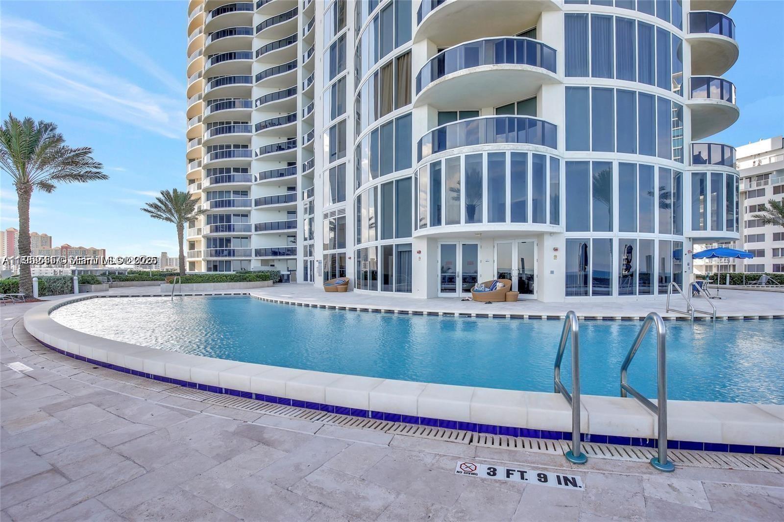 17201 Collins Ave+den 1403 1403, Sunny Isles Beach, FL 33160, Sunny Isles Beach