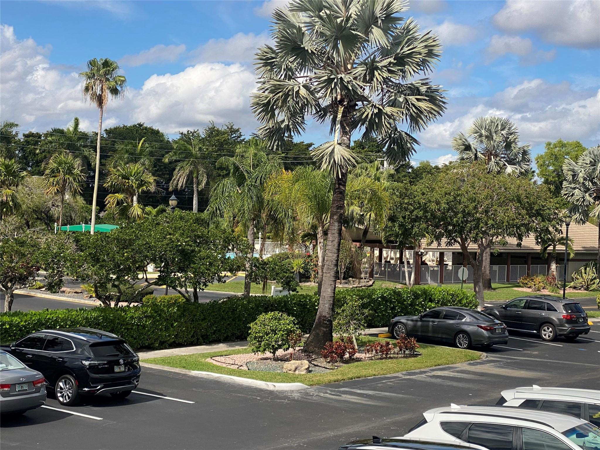 7280 S Devon Drive 208, Tamarac, FL 33321, Tamarac