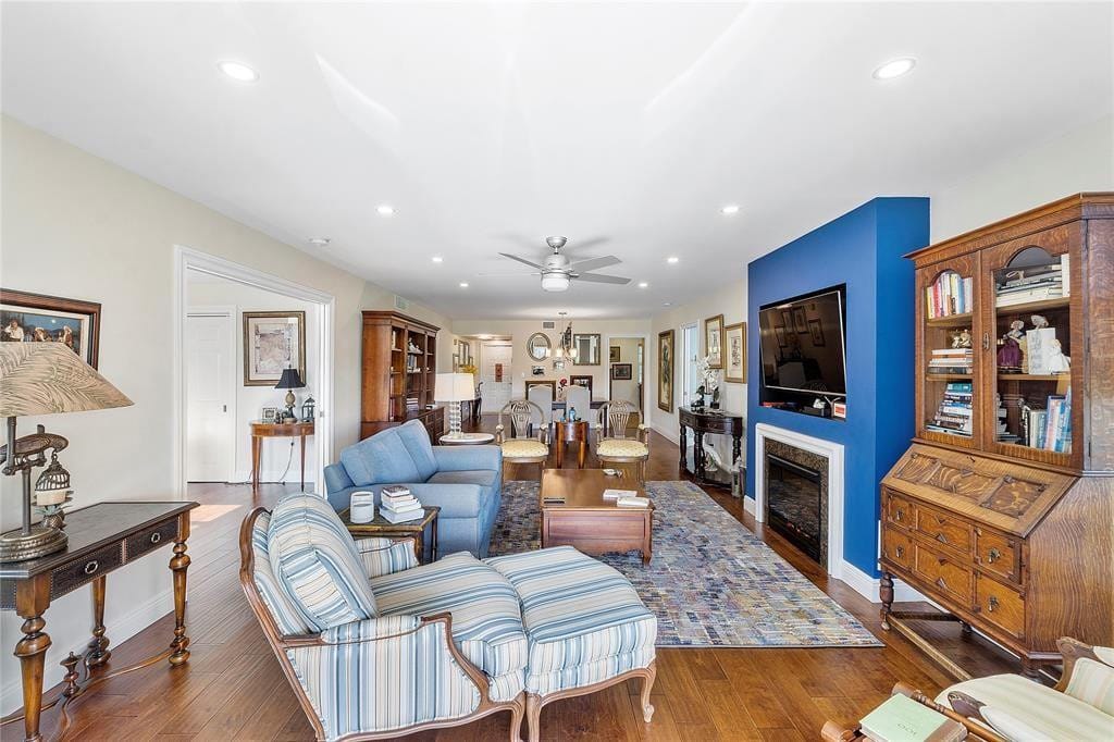 804 Cypress Grove Lane 407 — photo 4