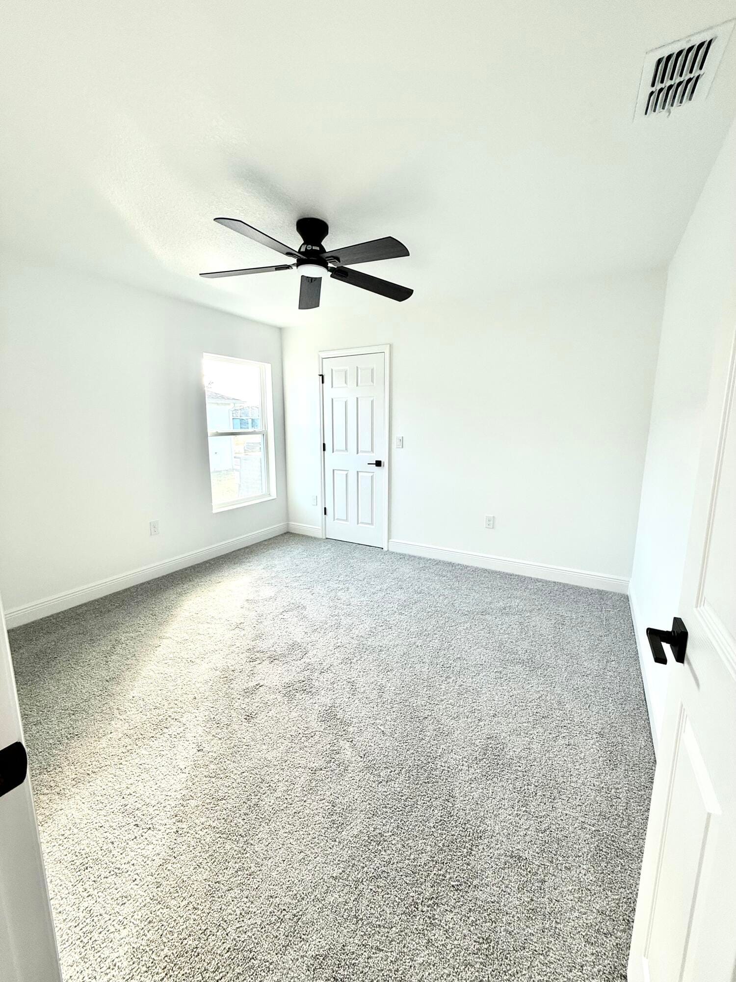 443 Treemont Avenue — photo 8