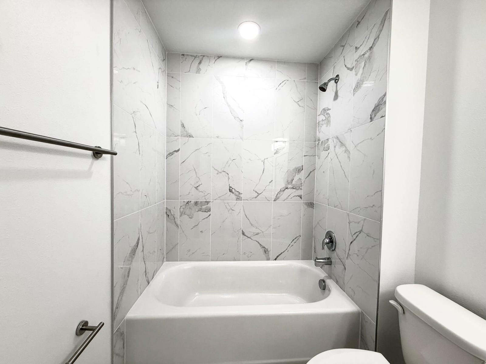 443 Treemont Avenue — photo 10