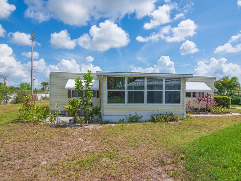 196 NE Emerald Drive, Jensen Beach, FL 34957 photo 30
