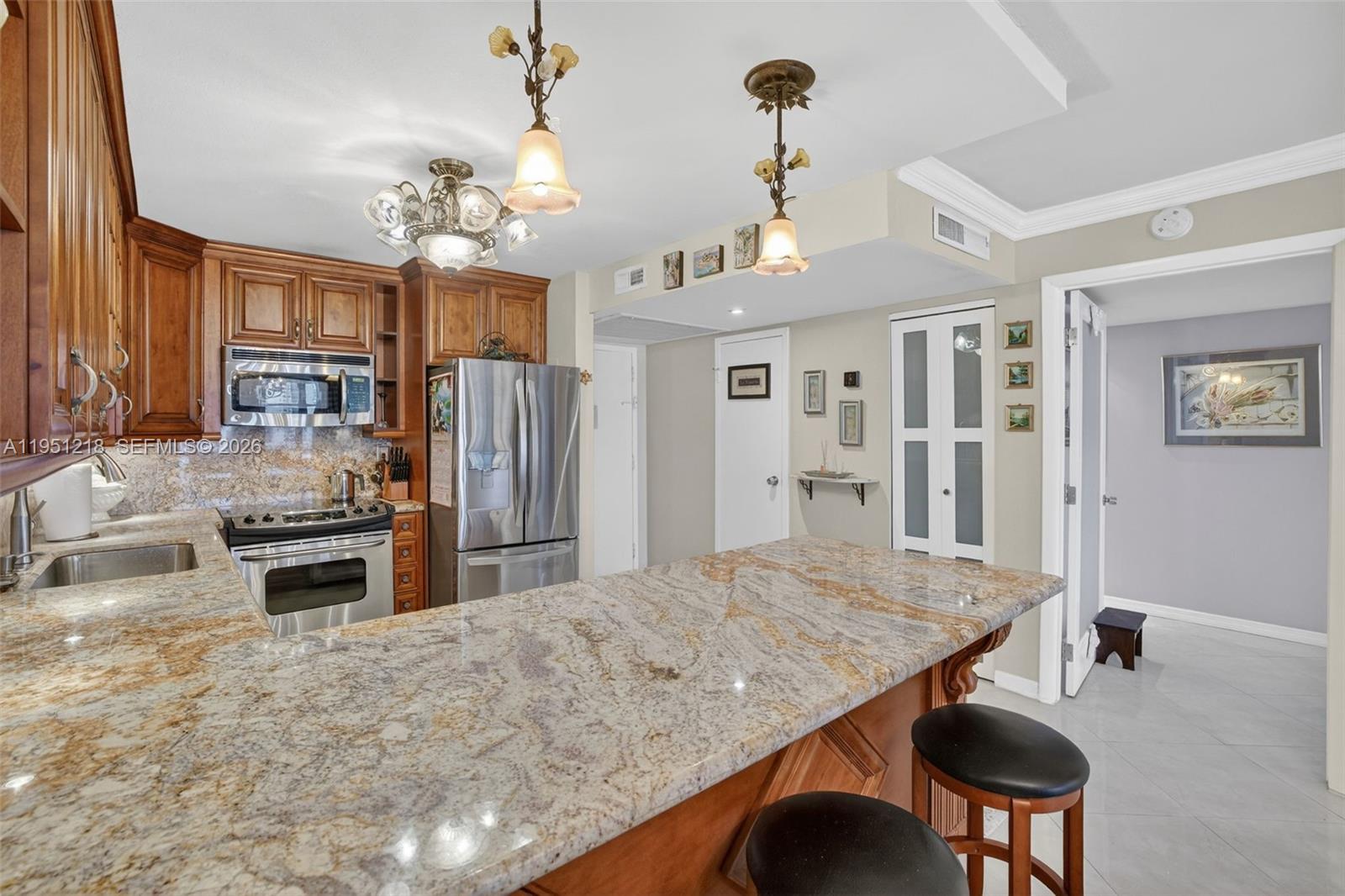 1000 Parkview Drive 806, Hallandale Beach, FL 33009 photo 19