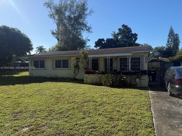 1870 NE 154th Terrace, North Miami Beach, FL 33162