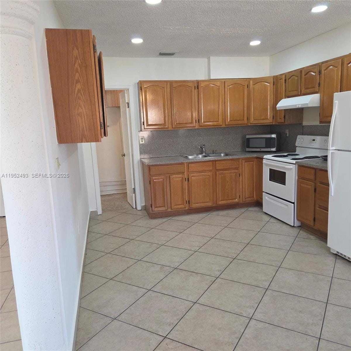7056 SW 22nd Street, Miami, FL 33155 photo 24