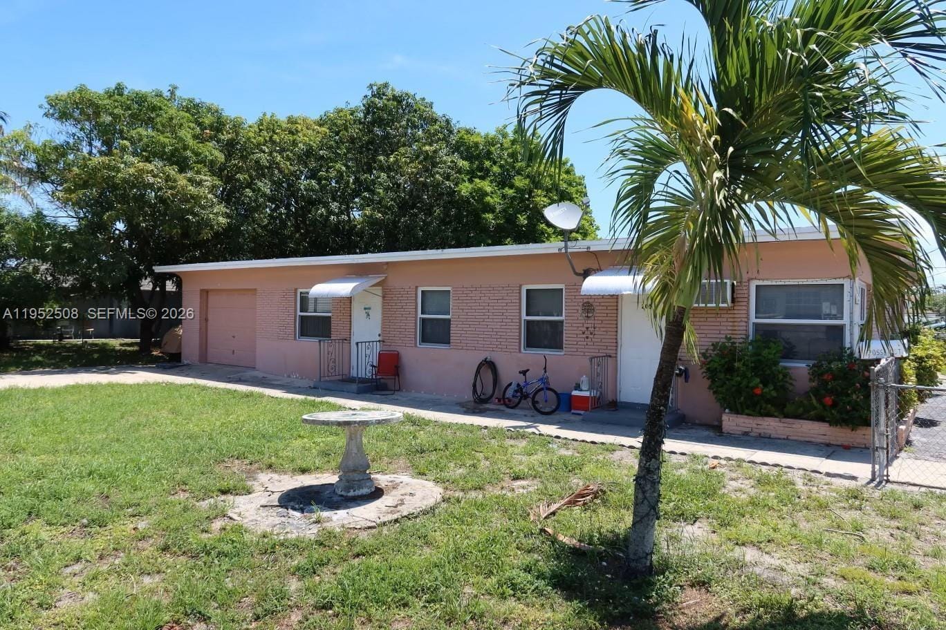 205 SE 10th Street, Hallandale Beach, FL 33009 photo 4